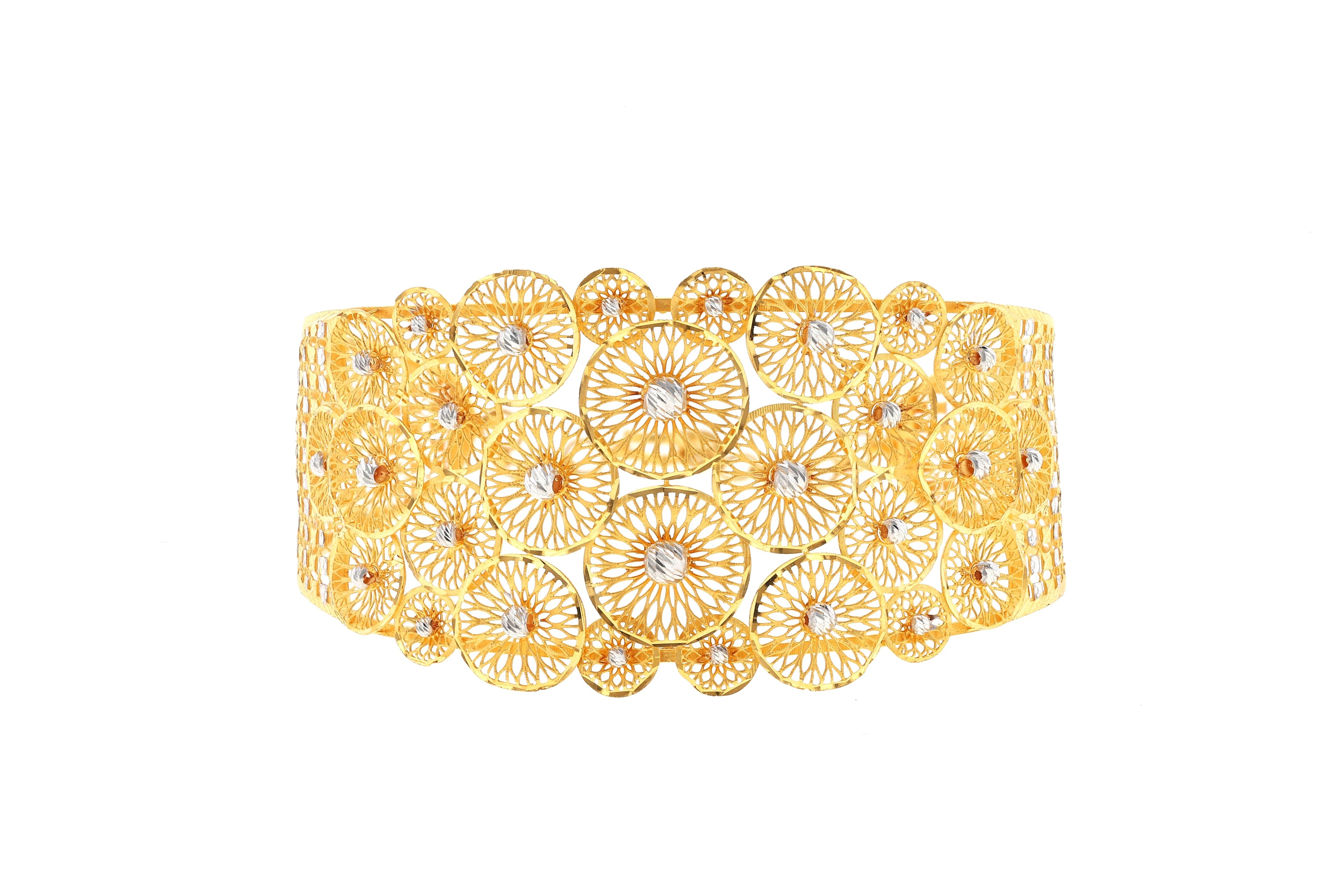 Timeless Tradition Gold Bangle